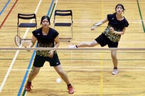 女子バドミントン