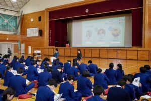 １年生 来年度のインターンシップに向けた講演会