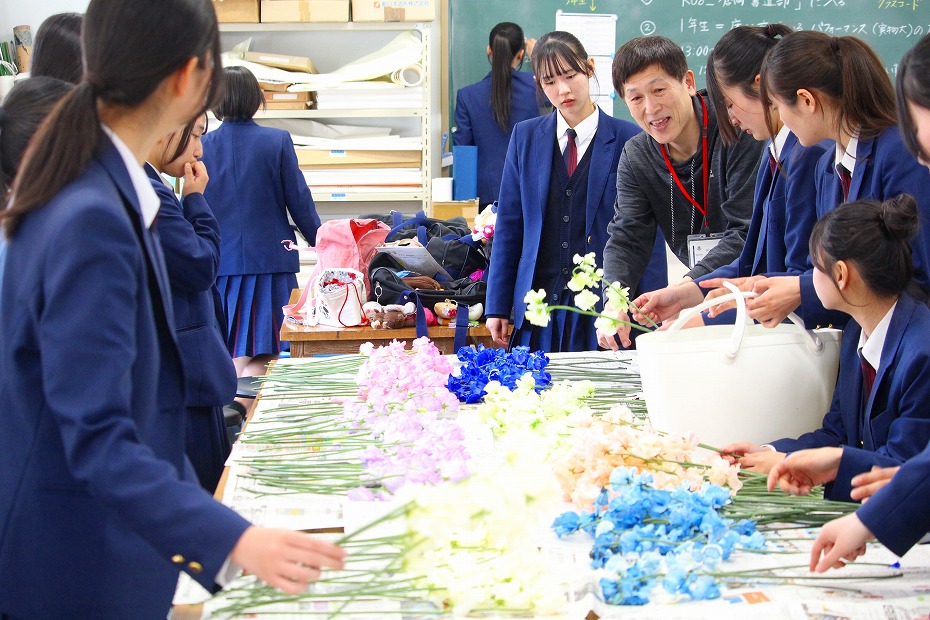 スイートピー贈呈：4/8